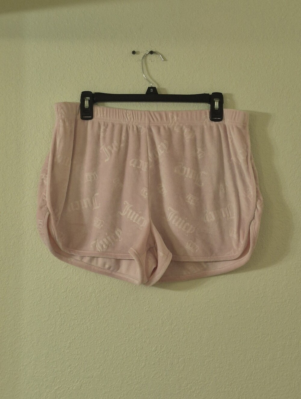 Juicy Couture Light Pink Velour Lounge Shorts